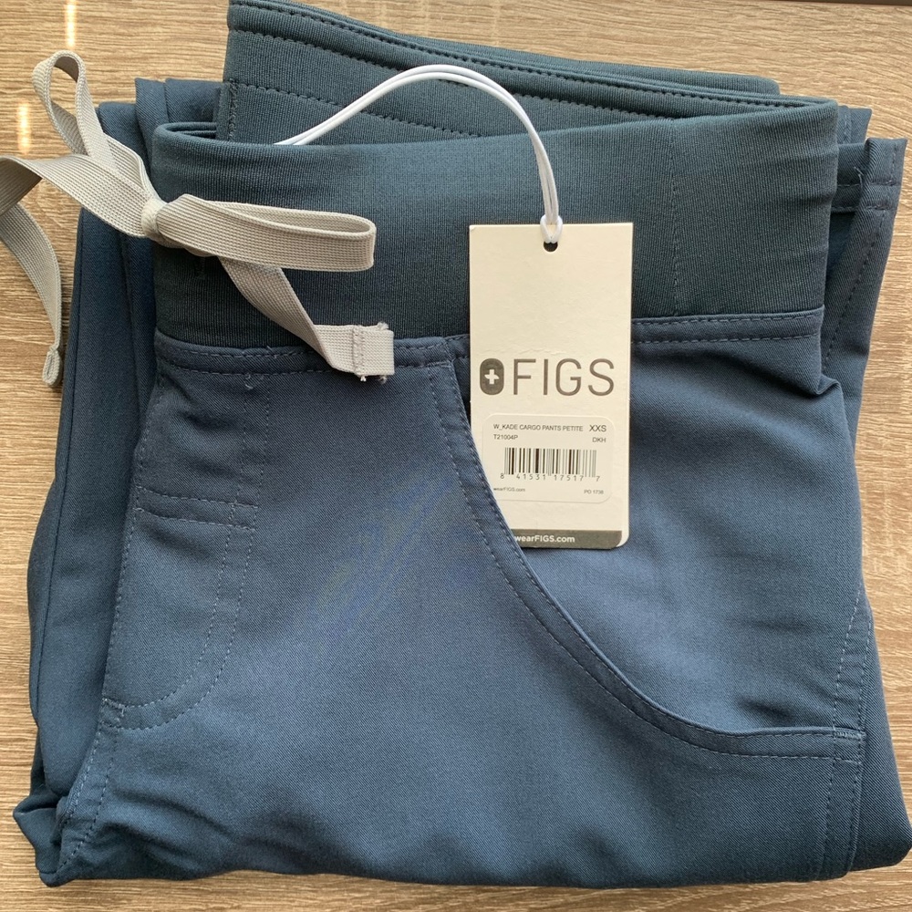 Figs Kade Cargo Scrub Pants - Dark Harbor - Petite XXS - Picture 2 of 2